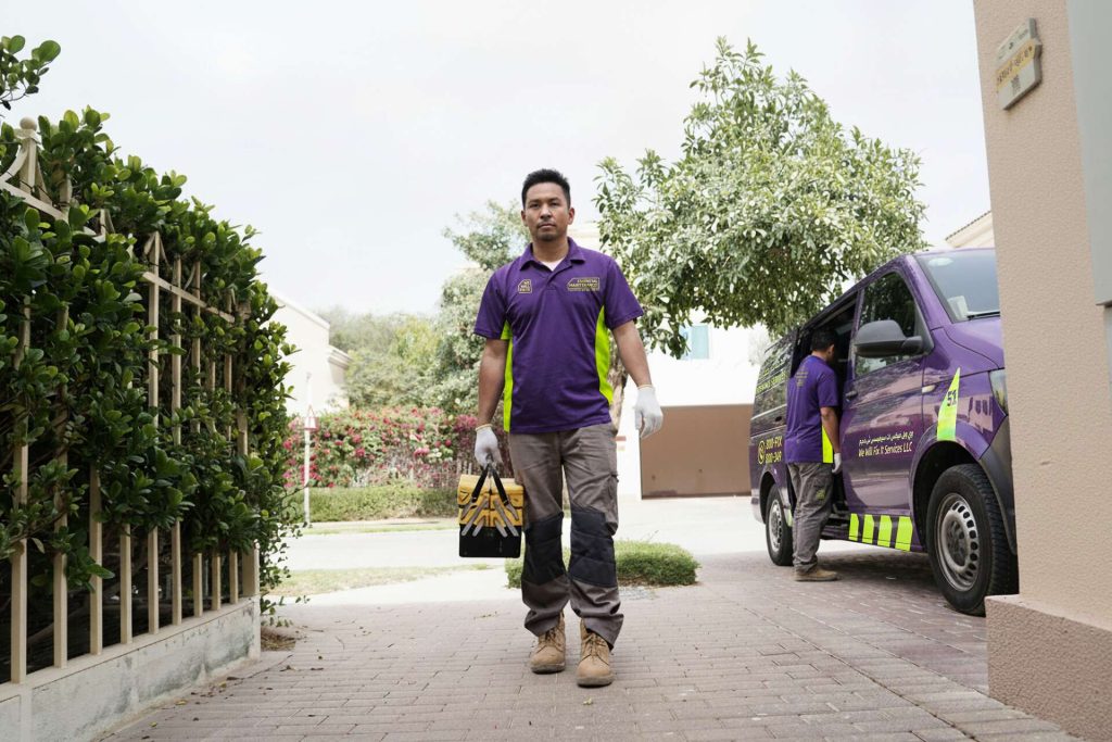 Van Tech Arriving At Villa